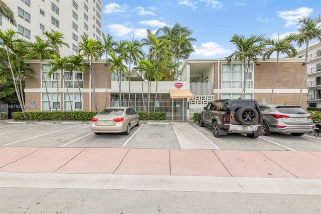 $1,675 | 1850 Meridian Avenue, Unit 25 | South Beach