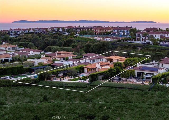 $15,500,000 | 8 Blue Shore | Crystal Cove