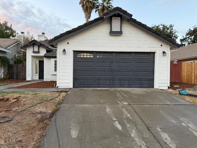 $515,000 | 9554 Big Timber Drive | Laguna