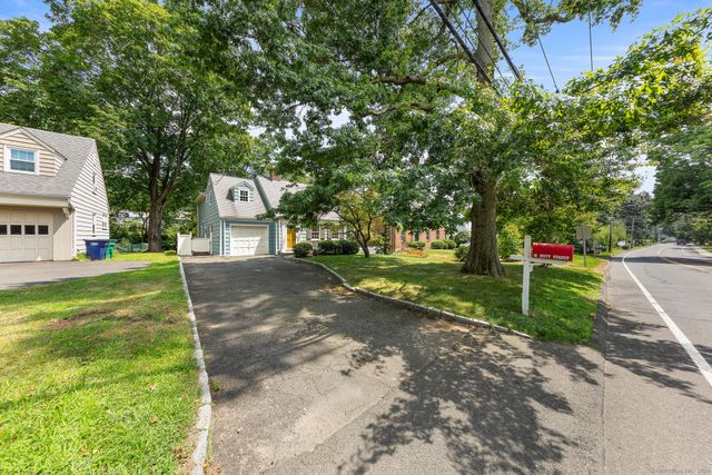 $1,345,000 | 45 Hoyt Street | Darien