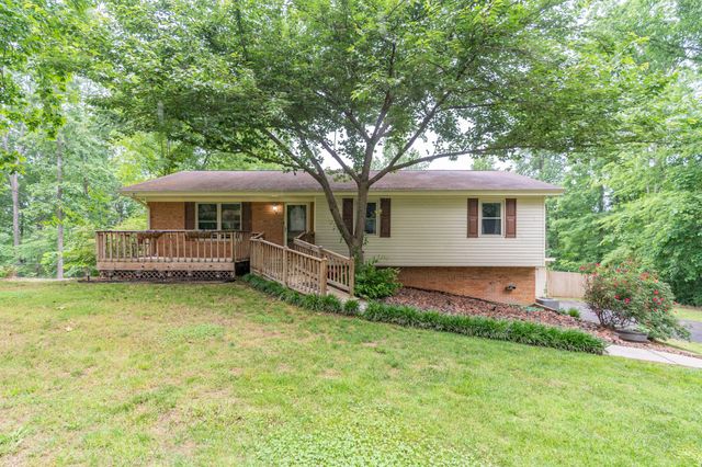 $329,900 | 4723 Pebblebrook Circle