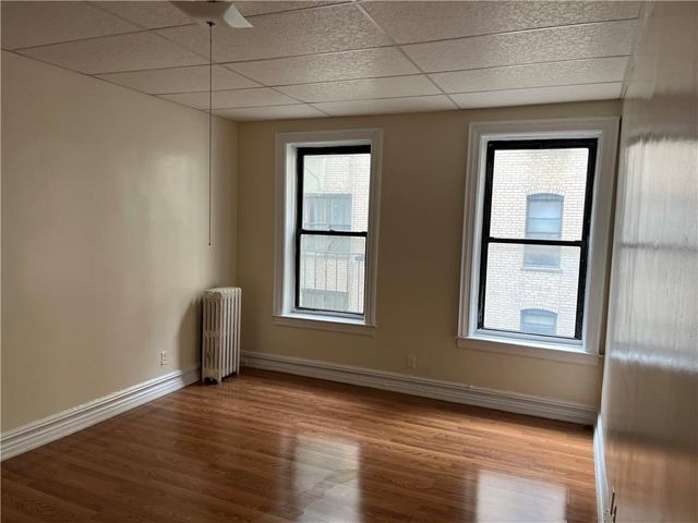 $399,000 | 1402 West 4th Street, Unit C16 | Bensonhurst