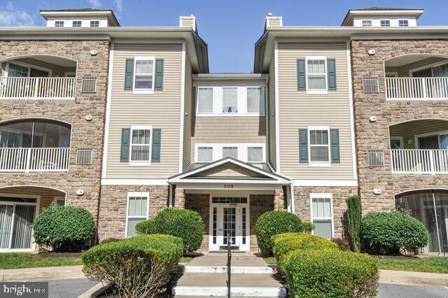 $250,000 | 305 Wyndham Circle, Unit 305G | Owings Mills