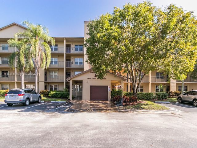 $288,500 | 1401 Southwest 128th Terrace, Unit 208H | Century Village