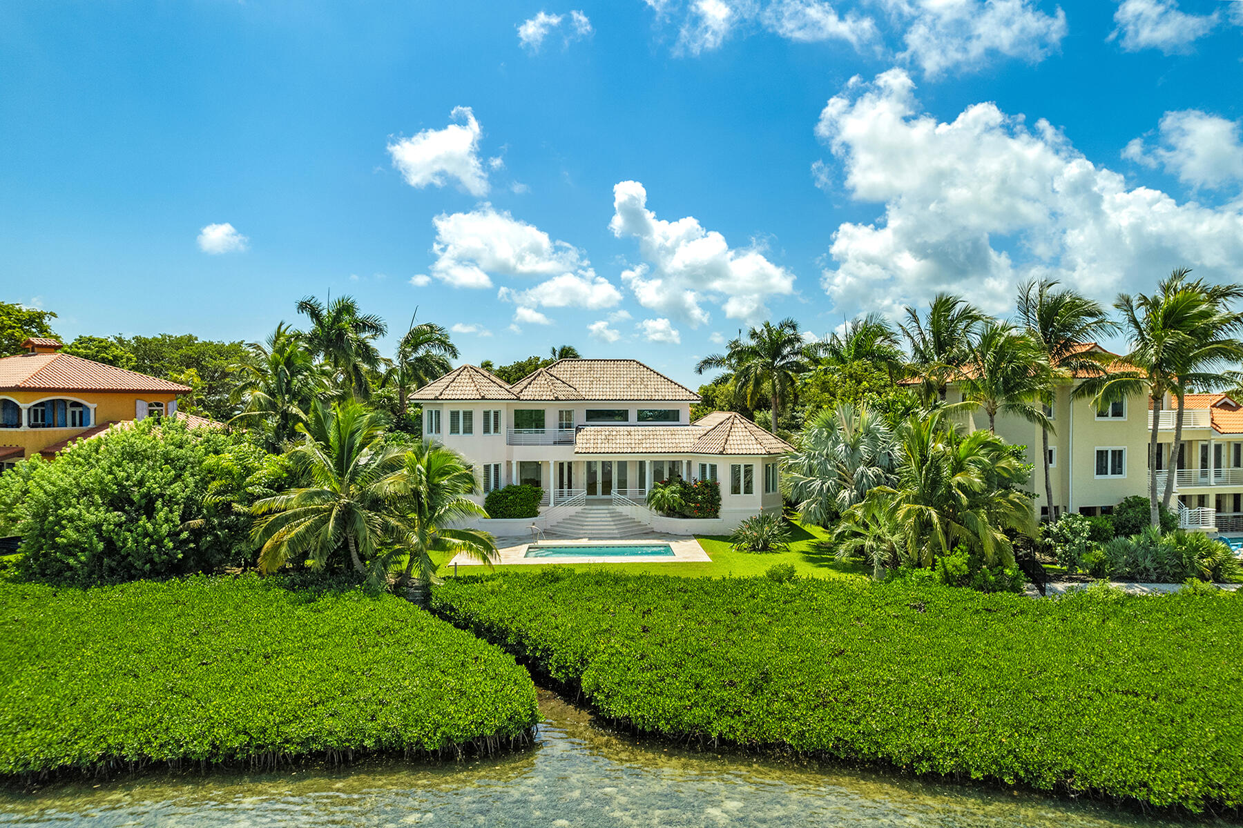 a view of a house with a garden