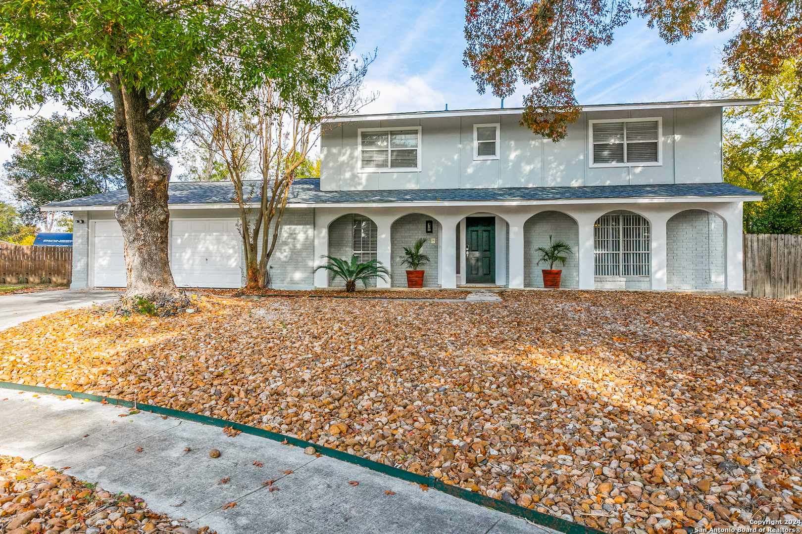 front view of house with a yard