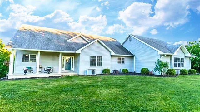 $925,500 | 12472 Liv 420 | Blue Mound Township - Livingston County