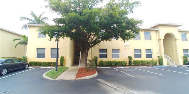 $220,000 | 4125 Bellasol Circle, Unit 212 | Fort Myers