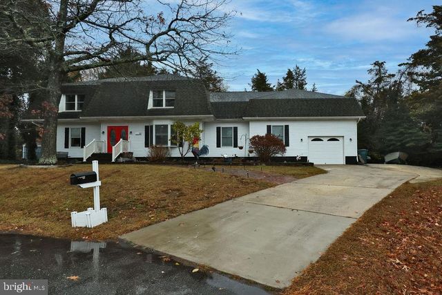 $499,900 | 29 Pinehurst Drive | Little Egg Harbor Township - Ocean County