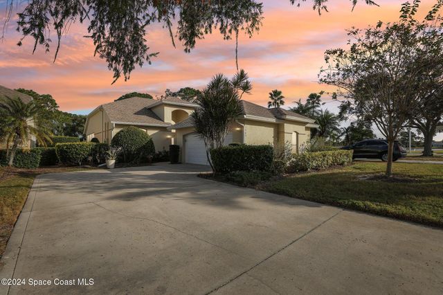 $349,982 | 1969 Golf Vista Boulevard | Vierra East Golf Club