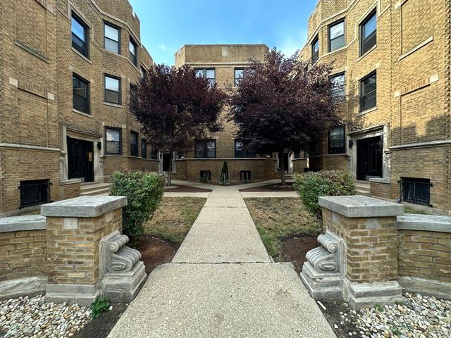 $2,147 | 633 West Cornelia Avenue, Unit 1W | Lake View East