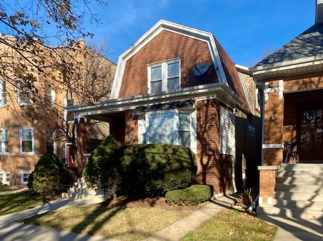 $1,800 | 5422 West Agatite Avenue, Unit 1 | Portage Park