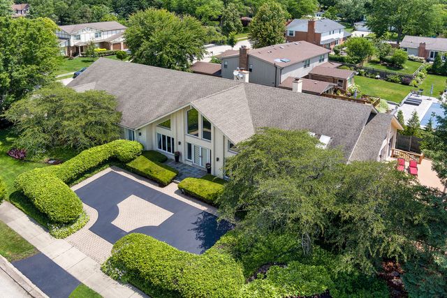 $1,599,950 | 1319 Horizon Lane | Northbrook