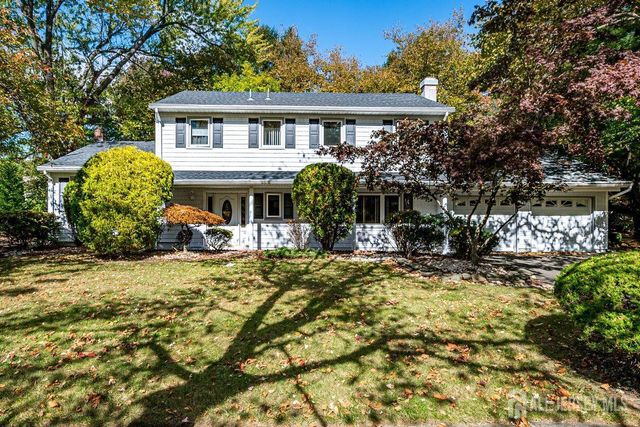 $739,000 | 21 Beacon Hill Drive | Dunhams Corners