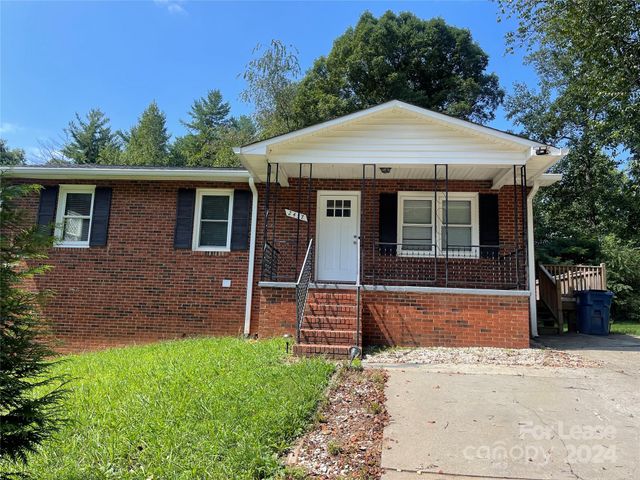 $2,200 | 2457 Grandfather Court | Lenoir Township - Caldwell County