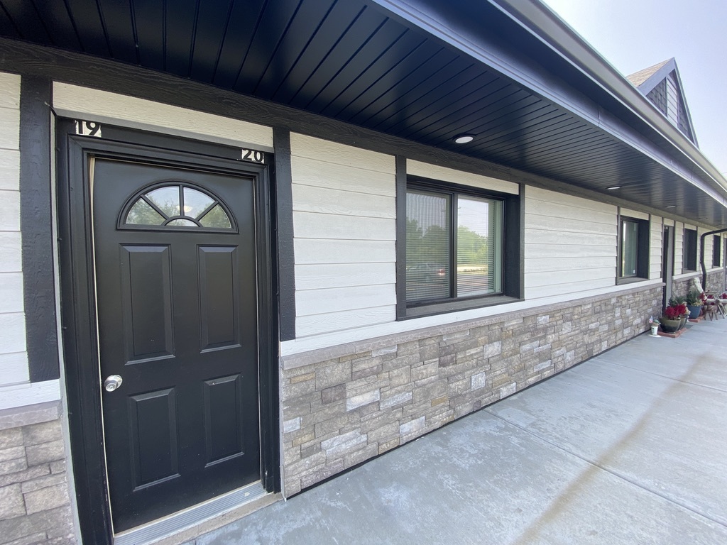 a view of an entryway of house