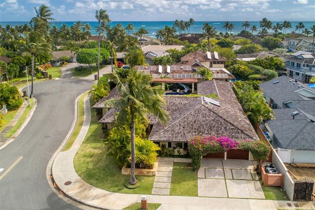 $5,000,000 | 133 Kailuana Place | Beachside