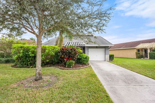 $435,000 | 4888 Calamondin Circle | Coral Gate