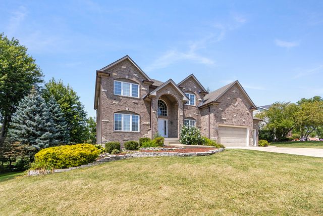 $549,900 | 816 Queens Gate Circle | Windstone