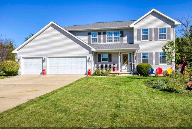 $449,900 | 1520 Buck Court | West Side