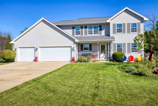 $449,900 | 1520 Buck Court | West Side