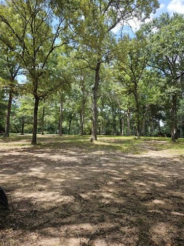 $239,000 | 300 Cheyenne Road | Lake Conroe Forest