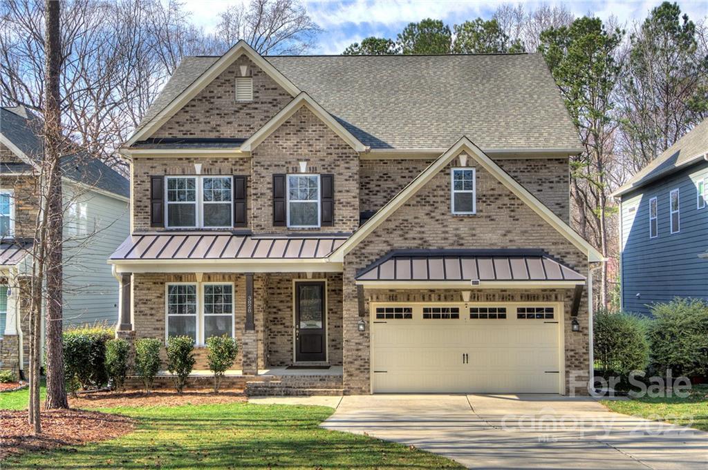 South Charlotte's Full Custom Garage & Luxury Storage