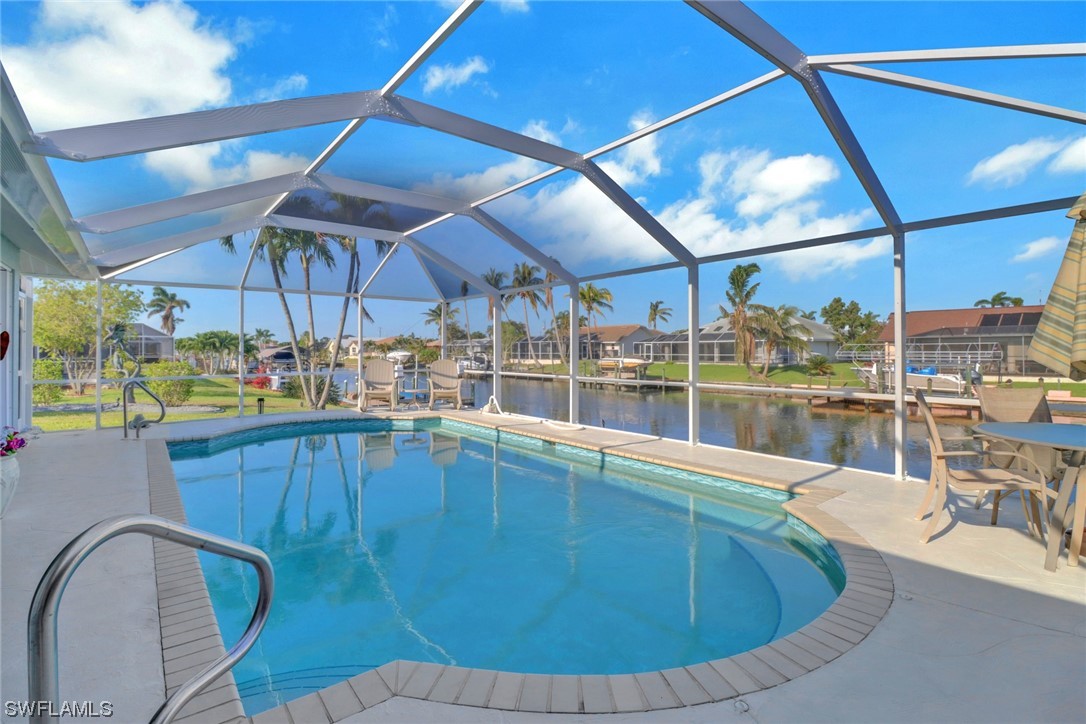 4 night stay at Cape Villa, Florida, plaid