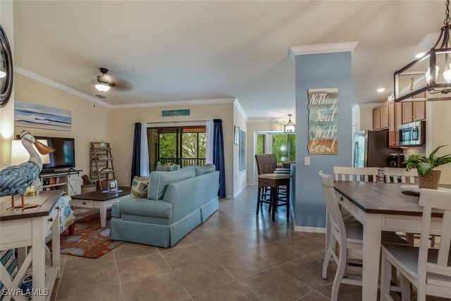 $299,999 | 13671 Julias Way, Unit 1225 | Cypress Lake