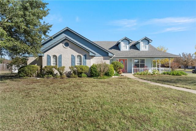 $439,000 | 716 Saratoga Drive | Robinson