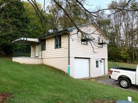 $299,000 | 230 Sandy Hill Road | Middlesex Township - Butler County