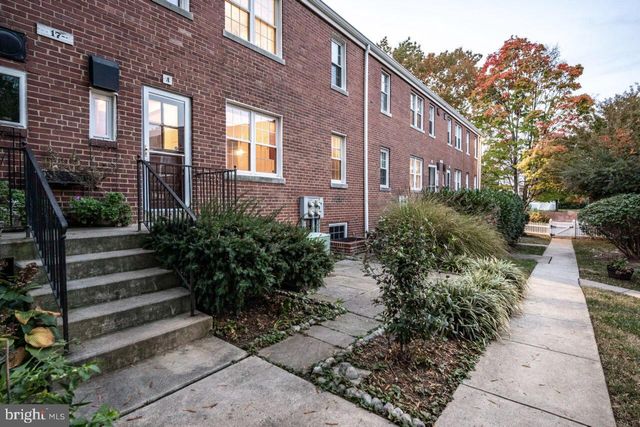 $2,200 | 17 Auburn Court, Unit A | Potomac West