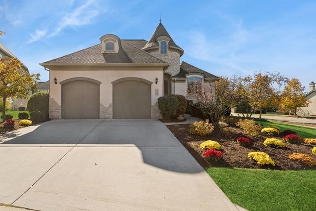 $1,169,000 | 7923 Savoy Club Court | Burr Ridge