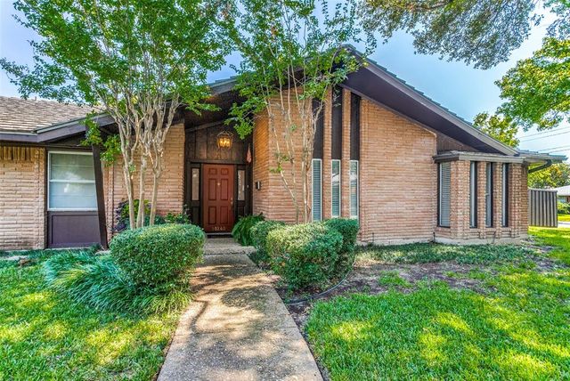 $659,999 | 10240 Carry Back Circle | Northwest Dallas