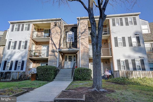 $250,000 | 8203 Whispering Oaks Way, Unit 303 | Redland