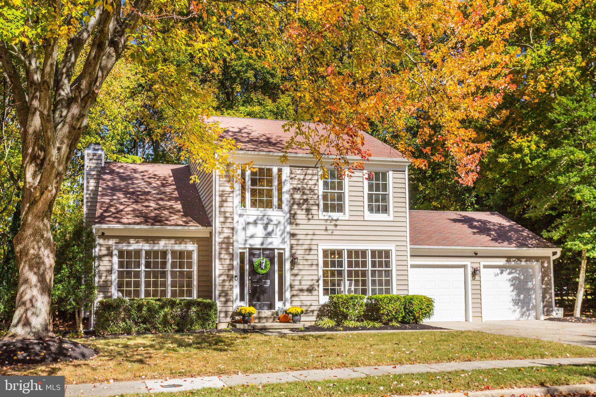 front view of house with a yard