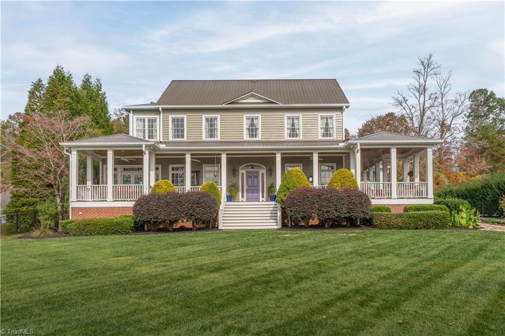 view of front of house from lake