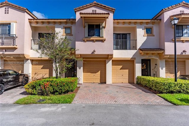 $489,900 | 4789 Preserve Street, Unit 4789 | Regency Lakes at Coconut Creek