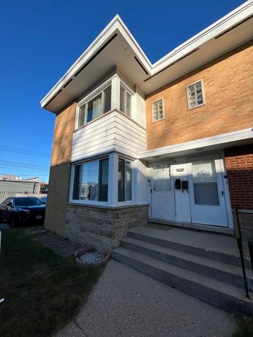 $2,400 | 4864 Carol Street, Unit D | Skokie