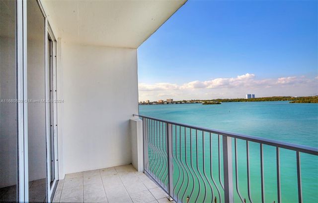 $4,750 | 10350 West Bay Harbor Drive, Unit 6R | Island Pointe