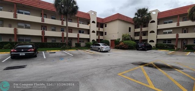 $115,000 | 2831 Sunrise Lakes Drive East, Unit 305 | Sunrise Lakes