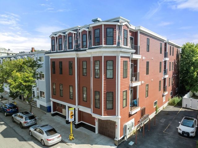 $718,000 | 39 Lexington Street, Unit 3 | East Boston