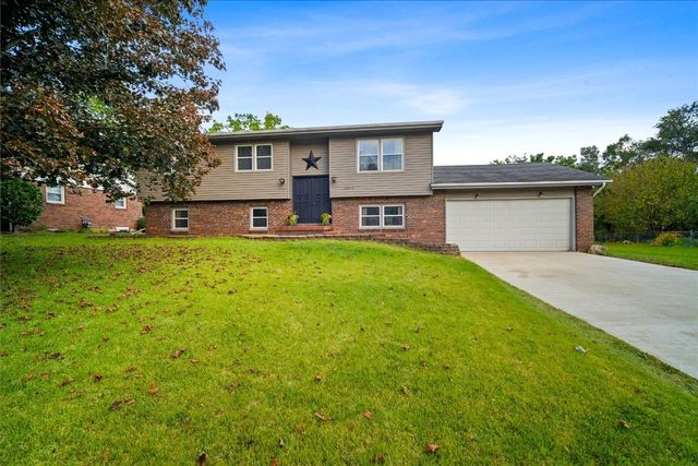 $260,000 | 1303 Schroeder Drive | Pleasant Hills