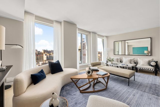 $4,850,000 | 215 West 28th Street, Unit 16A | Chelsea