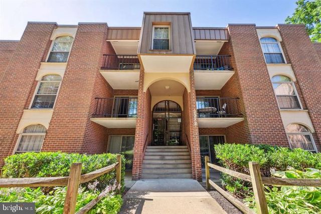 $2,950 | 3322 Woodburn Village Drive, Unit 13 | Woodburn Village Condominiums