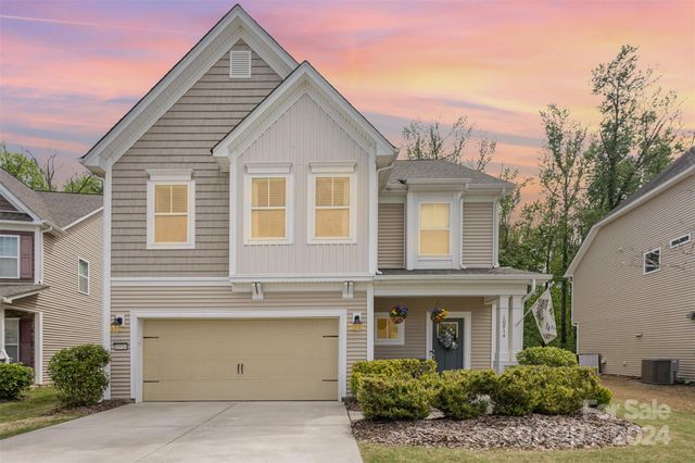 $489,000 | 10914 River Oaks Drive Northwest | Villages at Skybrook North