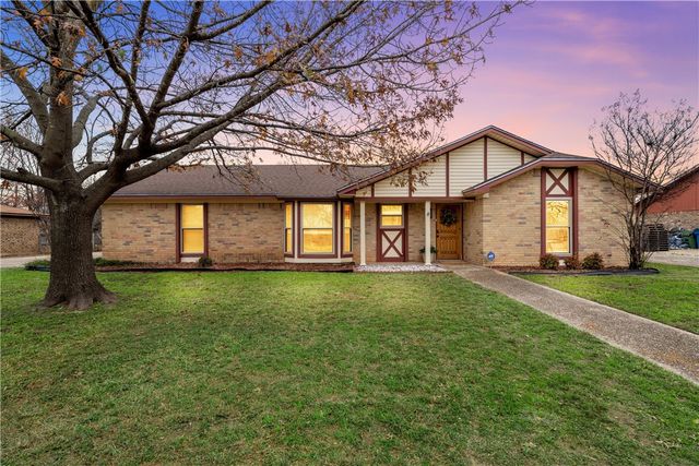 $295,000 | 144 Crockett Lane | Hewitt