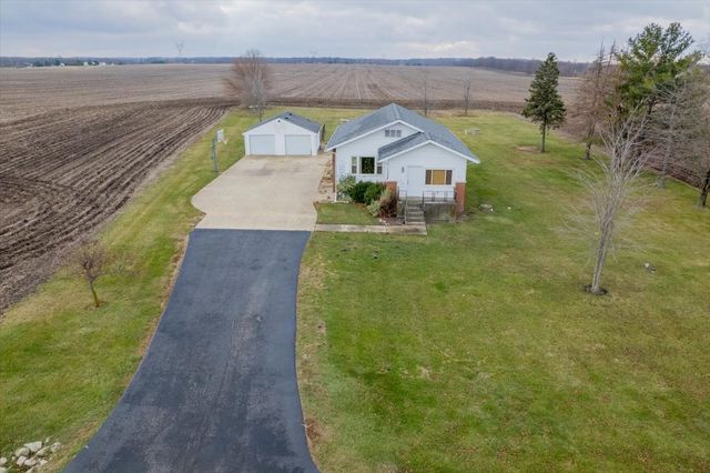 $215,000 | 15229 County Road 625 North | Randolph Township - McLean County