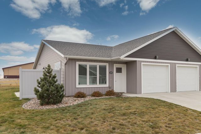 $279,900 | 400 Alfred Court Southwest | Eyota