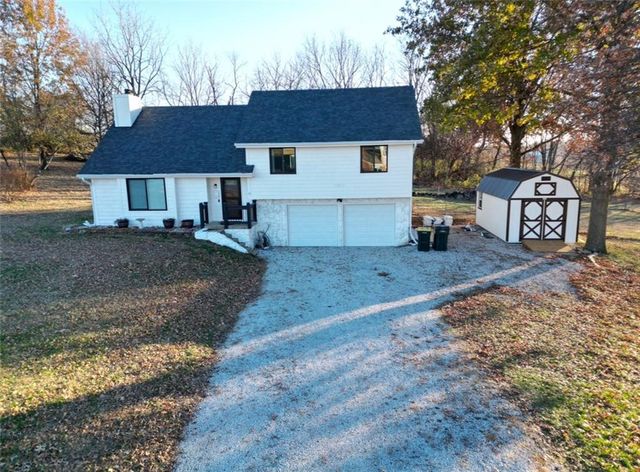 $375,000 | 13971 Huntington Lane | Lansing